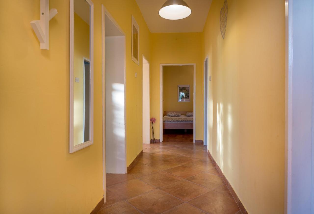 Holiday Home Nives Tivat Ngoại thất bức ảnh